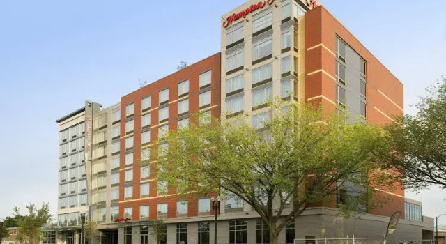 Quality Inn, Забронировать Отель Отели Northeast с бассейном, Бассейн