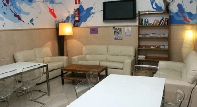 Be Mar Hostel, Забронировать Отель Старый город Барселона, рядом с Парк скульптур