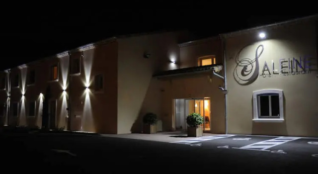 La Saleine, Rezerwuj Hotel Hotele w Crest z parkingiem, Parking