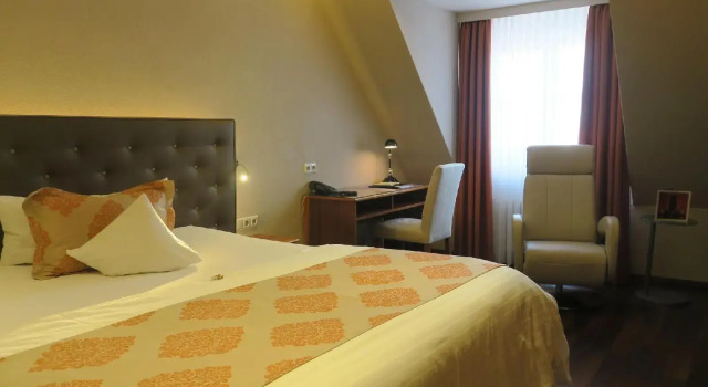 Flair Hotel Waldkrug, Foglalás Szálloda Delbrueck Paderborner Land