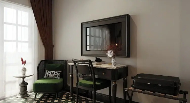 Двухместный номер Deluxe с балконом и с видом на бассейн LHeritage Riverside Hoi An