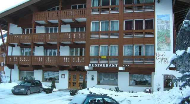 Hotel Crepes De Sela