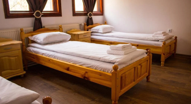 Complex Lipite, Book Hotel Nikolovo 