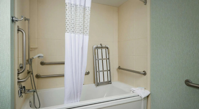Четырёхместный номер Standard Hampton Inn Rehoboth Beach
