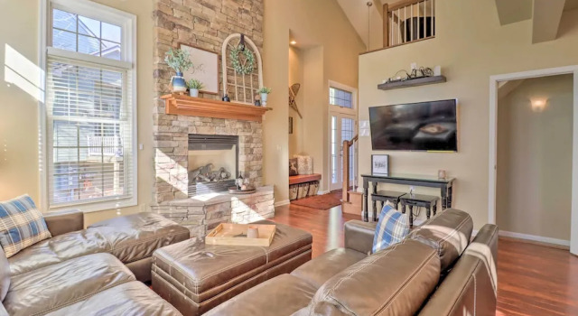 Апартаменты с 5 комнатами с балконом Big Boulder Mountain Townhome w/ Lake Club Access!