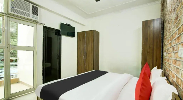 Avenue Spot by OYO Rooms, Varaa Hotelli Gurgaon 