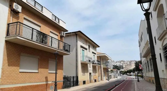 ATTICO BLU monolocale a 50 mt dal mare