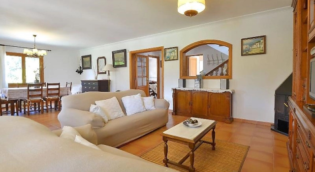 Vera - Five Bedroom, Book Hotel Alcudia Majorca