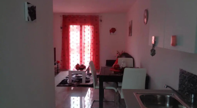 Residence du Midi, Đặt Khách sạn Khách sạn ở Cazaubon có hồ bơi, Hồ bơi