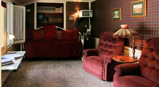 Silver Pines Lodge