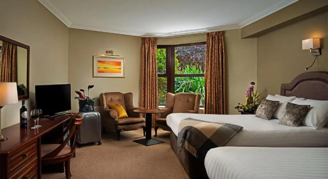 Трёхместный номер Oranmore Lodge Hotel Conference And Leisure Centre Galway
