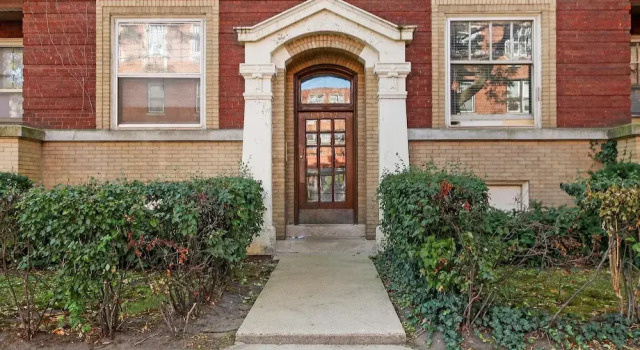 Feel at Home 2BR Apt - Buckingham 3, Забронировать Отель Отели Иллинойс 3 звезды, 3*