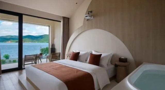 Люкс Lugu Lake Qingchen Yipin Lake View Hotel