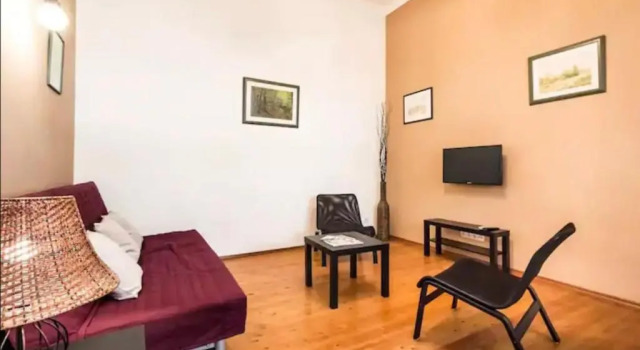 Апартаменты Quiet Apartment just 10 Minutes from the Center