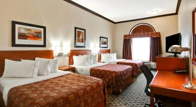 Шестиместный номер Standard Canalta Rocky Mountain House
