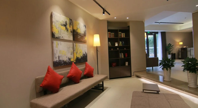 Home Inn Plus Shanghai West Yan'An Road, Varaa Hotelli Changning 