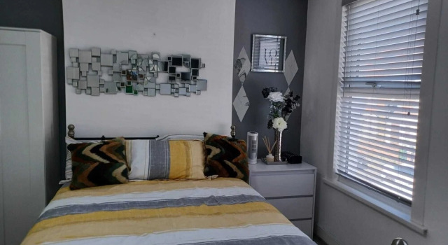 Dream Home Estate - 3 Bedrooms 2 Bathrooms, Забронировать Отель Отели Англии 3 звезды, 3*