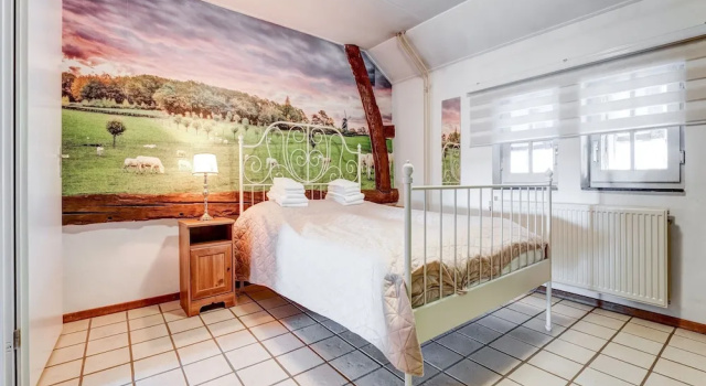 Holiday Homes in Ubachsberg With a Picturesque Garden, Rezervasyon Tatil Evi Limburg otoparklı oteller, Otopark