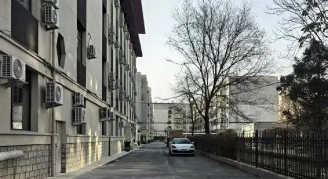 Lavande Hotel ( Wanda Plaza Store,Chaoyang North Pagoda), Book Hotel Hotels in Liaoning with Parking, Parking