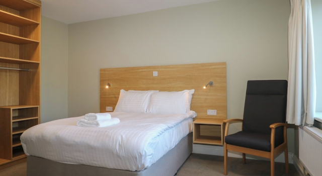 Marine Court Suite, Забронировать Отель Отели Исторического графства Суссекса с парковкой, Парковка