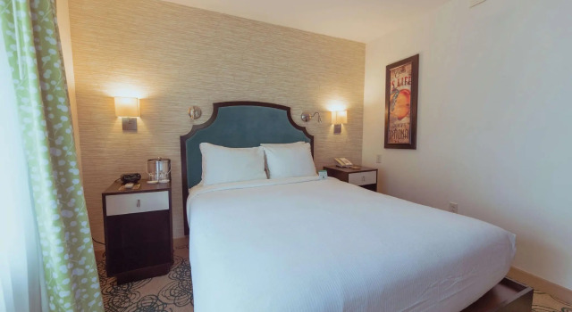 Двухместный номер Standard Hotel Skyler Syracuse, Tapestry Collection by Hilton