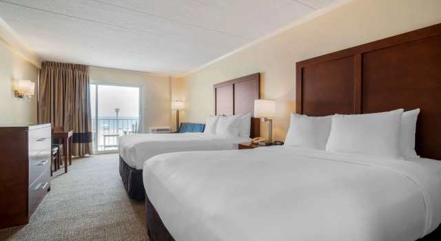 Четырёхместный номер Standard Comfort Inn Ocean City Boardwalk