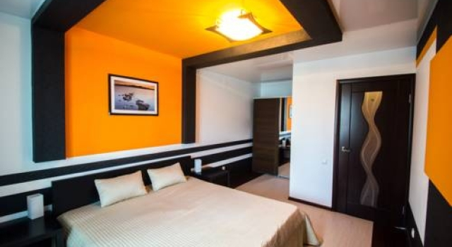 Apartments in Center of Yekaterinburg, Забронировать Апартаменты/квартира Отели Городского округа Екатеринбурга - Северный управленческий округ с парковкой, Парковка