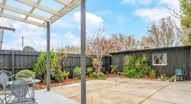 Stylish 3 bedroom house - Close to parks, bars & cafes - Free parking, Book Hotel Melbourne 