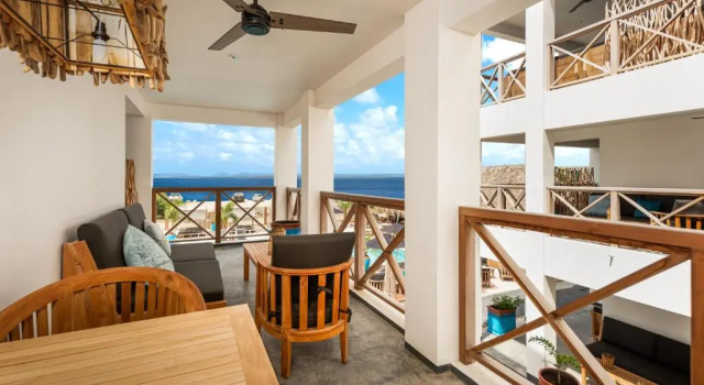 Студия с видом на море Bloozz resort Bonaire