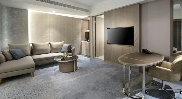 Люкс Executive Caesar Park Hotel Banqiao