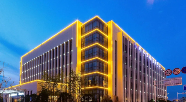 Hubei Airport Business Hotel Tianhe Airport Branch, Rezerwuj Hotel Wuhan Hubei