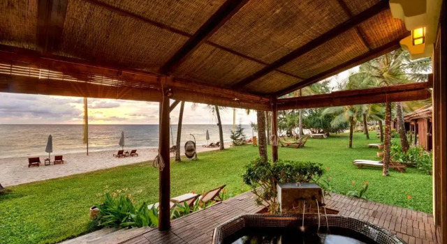 Вилла рядом с пляжем Chen Sea Resort & Spa