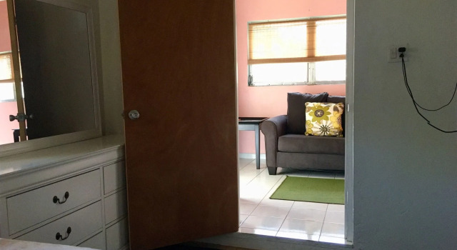 Dawsons Hideaway, Rezerwuj Apartament Hotele w New Providence z parkingiem, Parking