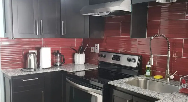 Апартаменты New Kingston Apt at Kensington Court