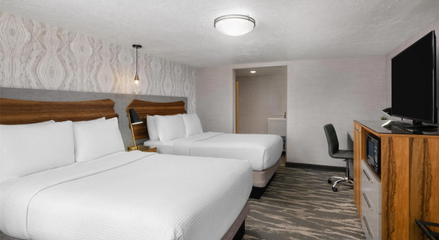 Четырёхместный номер Standard Aiden by Best Western St George