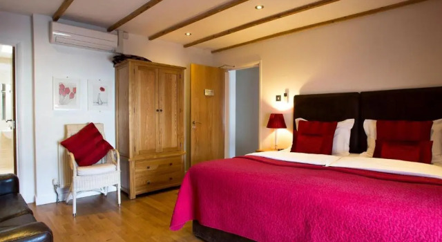 Deluxe suite Bath House Hotel