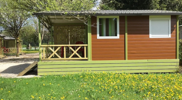 Chalets Nemo du Camping Le Bivouac, Book Chalet Pont-du-Navoy Burgundy