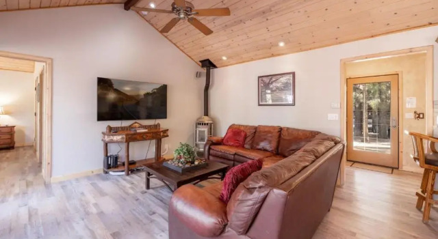 100 Pines Ranch #2005 by Big Bear Vacations, Забронировать Дом для отпуска Биг-Бэар-Сити San Bernardino Mountains