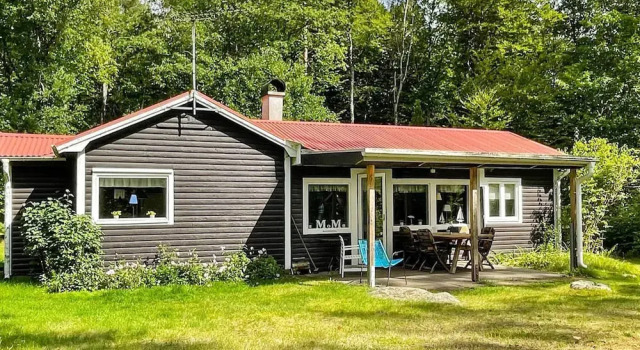 Коттедж 4 Person Holiday Home in Hastveda