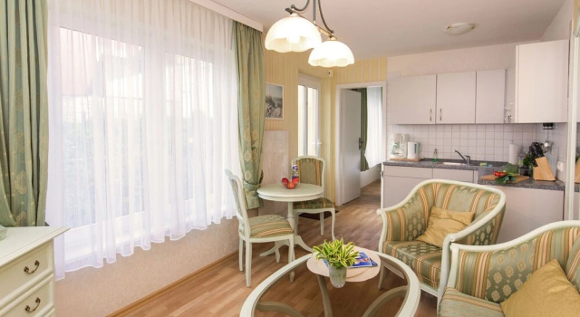 Inviting Apartment in Warnemünde near Golf Course
