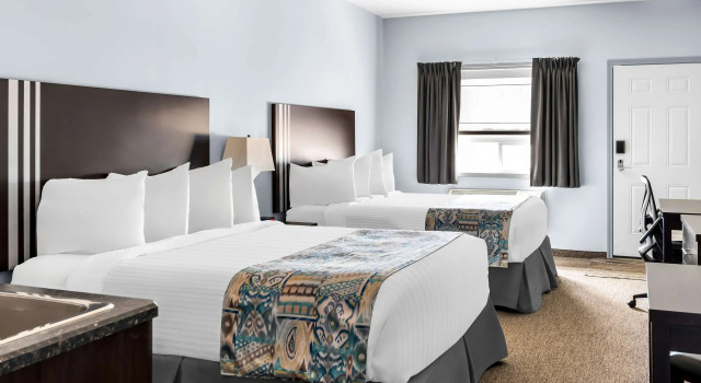 Четырёхместный номер Standard SureStay Studio by Best Western Hardisty