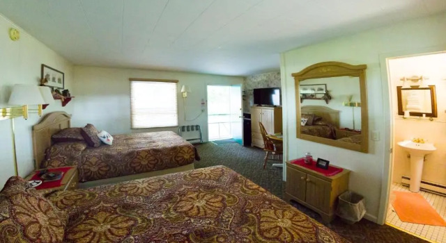 Standard Vierer Zimmer Oak Park Inn