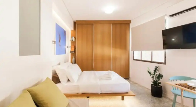 AM16 Suites Athens, Забронировать Отель Афины Острова Саронического залива - Аттика, рядом с Theocharakis Foundation