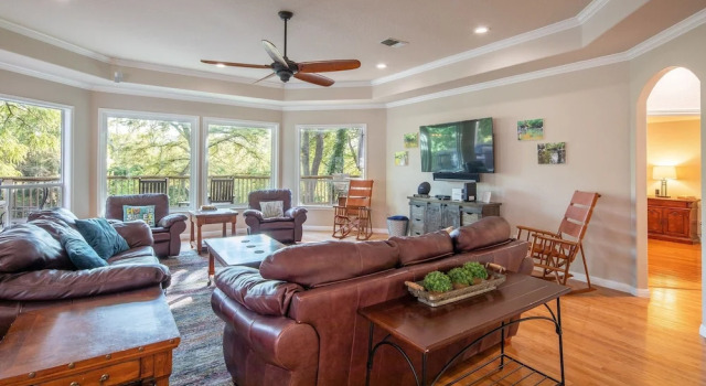 Reel Simple 4 Bedrooms 2 Bathrooms Home