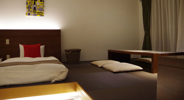 Sandal Wood, Prenota Hotel Minamitane 