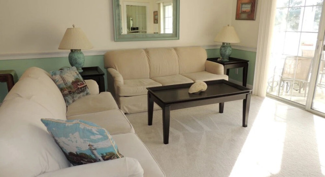 Magnolia Place #4847-202, Забронировать Отель Отели Миртл-Бич с парковкой, рядом с PineHills Palmetto at Myrtlewood Golf Club, Парковка