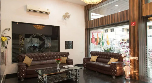 OYO Premium Nagpur C A Road, Забронировать Отель Отели штата Махараштры 3 звезды, 3*