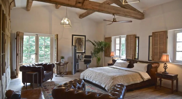 Villa Hautvallon, Rezervovat Vila Hotely v Gordes s parkováním, Parkování