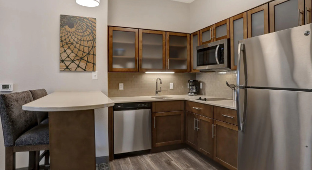 Двухместный люкс c 1 комнатой Staybridge Suites Overland Park - Kansas City S by IHG