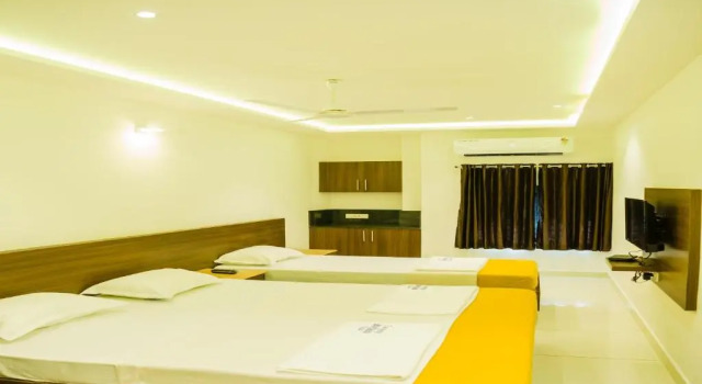 Номер Standard Hotel Karuna Residency